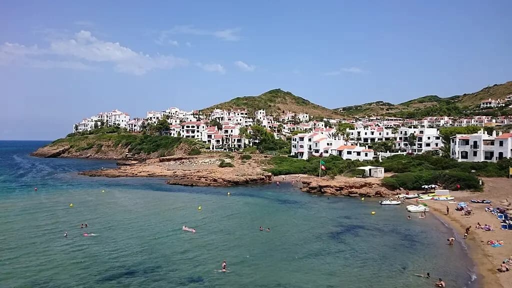 Villa con vistas en la costa norte de Menorca